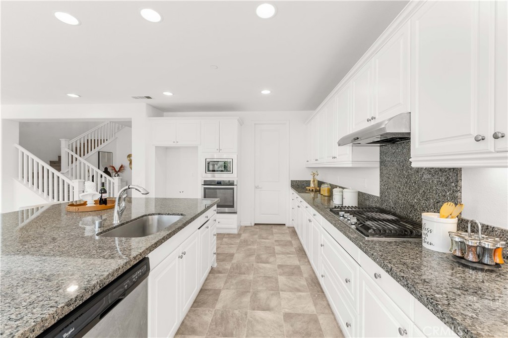 329Dc260 0A36 4636 B569 81Aaa0801112 2756 E Wickford Street, Ontario, Ca 91762 &Lt;Span Style='BackgroundColor:transparent;Padding:0Px;'&Gt; &Lt;Small&Gt; &Lt;I&Gt; &Lt;/I&Gt; &Lt;/Small&Gt;&Lt;/Span&Gt;