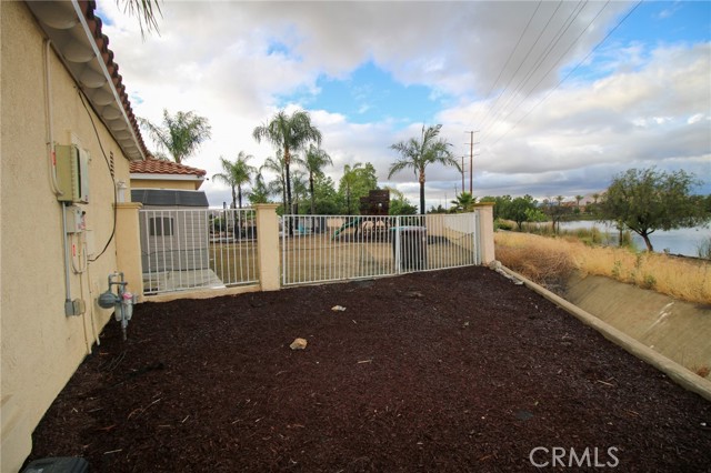 30499 Covecrest Circle, Menifee CA: https://media.crmls.org/medias/329e2f87-ae4a-433d-a297-3380eab7144f.jpg