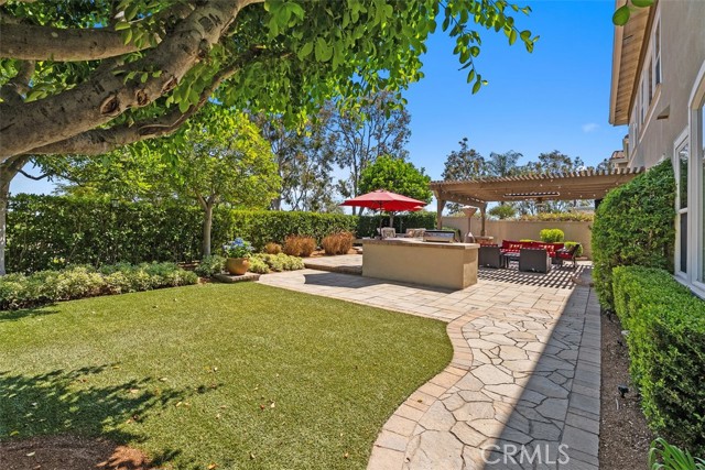22 Serna, Rancho Santa Margarita CA: https://media.crmls.org/medias/329e7e5d-25a9-408a-a10e-e5cd125a67b1.jpg