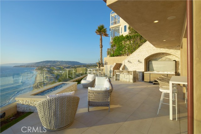 34385 Dana Strand Road, Dana Point CA: https://media.crmls.org/medias/329f3a03-f7e4-4b3f-b6e9-b30105440015.jpg