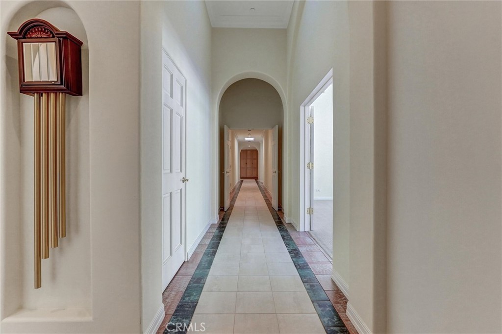 https://media.crmls.org/medias/329f4865-bafd-4a57-8539-5ac7de847e97.jpg?preset=X-Large