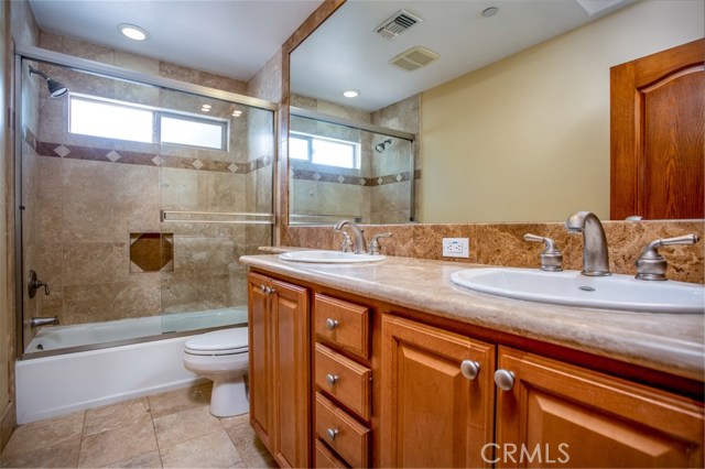 1916 Nelson Avenue, Redondo Beach, California 90278, 4 Bedrooms Bedrooms, ,2 BathroomsBathrooms,Residential,Sold,Nelson,SB21159476