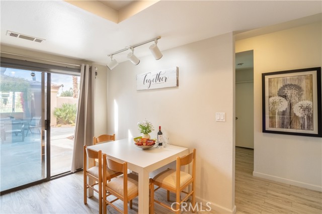 Detail Gallery Image 18 of 28 For 39082 Gladiolus Ln, Palm Desert,  CA 92211 - 2 Beds | 2 Baths