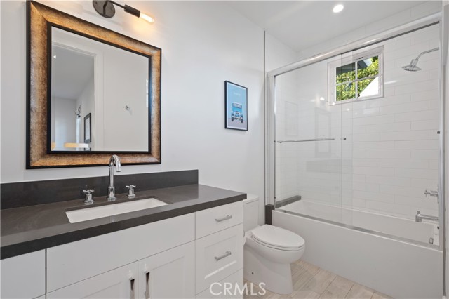 868 27th Street, Manhattan Beach, California 90266, 5 Bedrooms Bedrooms, ,6 BathroomsBathrooms,Residential,Sold,27th,SB21254472