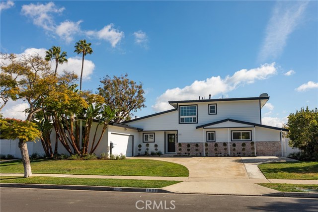 Image 2 for 1608 Dover Dr, Newport Beach, CA 92660