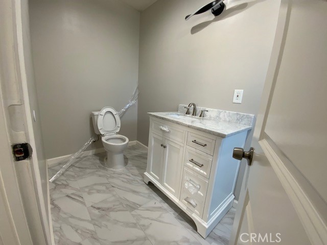 https://media.crmls.org/medias/32a23164-156d-4842-88b3-48a2c8026d80.jpg?preset=X-Large