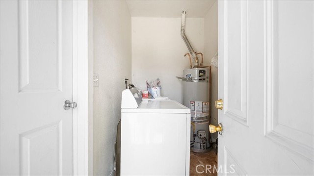226 E California Street, Ontario CA: https://media.crmls.org/medias/32a265ff-b79d-47c9-ac4b-e0ef61f11ec9.jpg