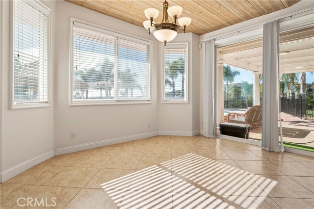 Detail Gallery Image 23 of 38 For 35751 Avenida La Cresta, Murrieta,  CA 92562 - 5 Beds | 6 Baths