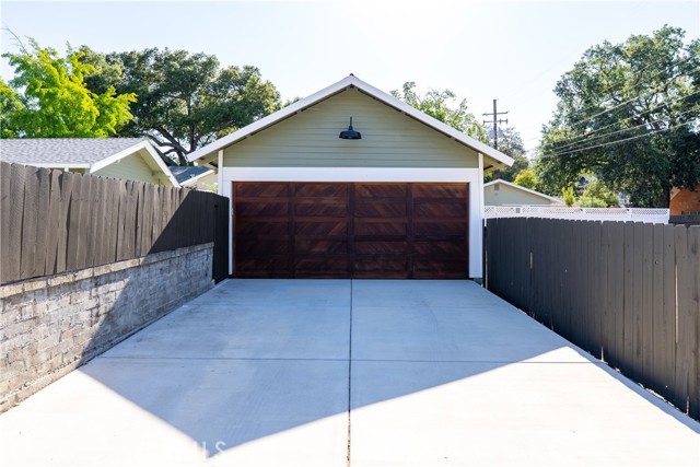 249 16th Street, Paso Robles CA: https://media.crmls.org/medias/32a3cd71-3058-4359-810a-8c8b1ec962ef.jpg
