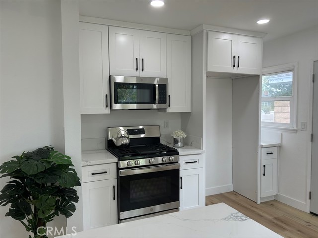 3518 Faust Avenue, Long Beach CA: https://media.crmls.org/medias/32a3e54f-dc22-4967-91b2-d243fb5b3e58.jpg