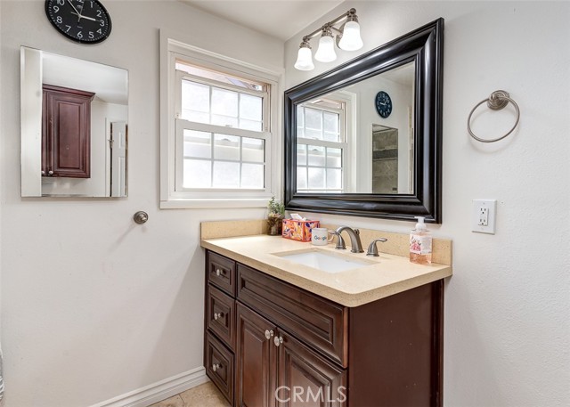 Detail Gallery Image 27 of 43 For 2960 Terraza Pl, Fullerton,  CA 92835 - 4 Beds | 4 Baths