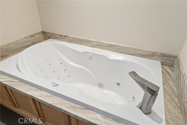 43 Edgewater Court, Chico CA: https://media.crmls.org/medias/32a4aba4-ba56-4cce-9157-15b6c78c1db7.jpg