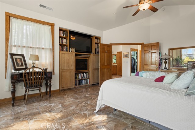 Detail Gallery Image 17 of 56 For 5005 Schott Rd, Forest Ranch,  CA 95942 - 4 Beds | 3 Baths