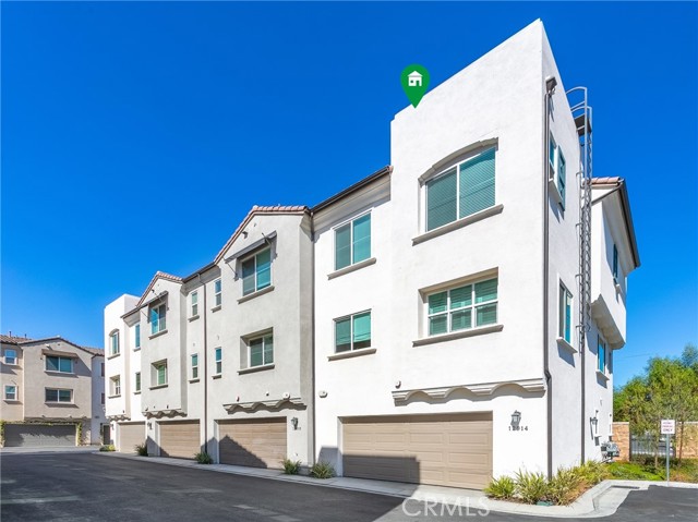 12914 Oliana Drive, La Mirada CA: https://media.crmls.org/medias/32a63d6a-04bb-47ff-9f92-6078ed94f05d.jpg