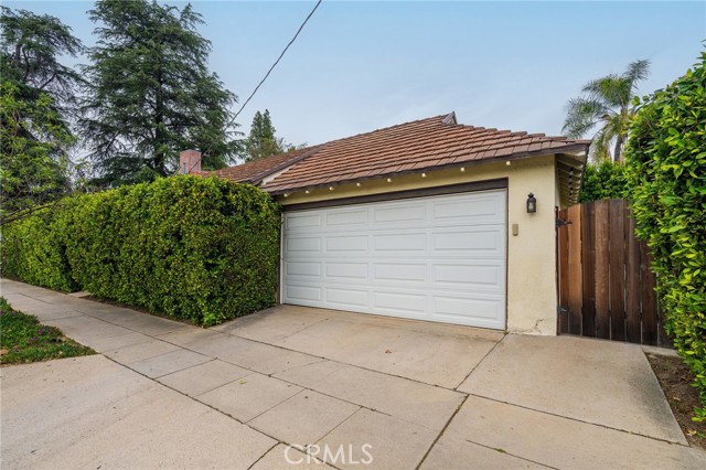 Detail Gallery Image 36 of 55 For 14060 Chandler Bld, Sherman Oaks,  CA 91401 - 3 Beds | 2 Baths