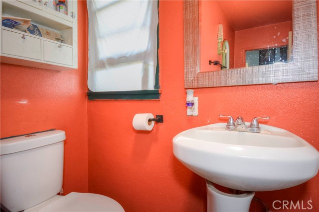 Detail Gallery Image 9 of 17 For 4093 E Grand Ave, Pomona,  CA 91766 - 2 Beds | 1 Baths