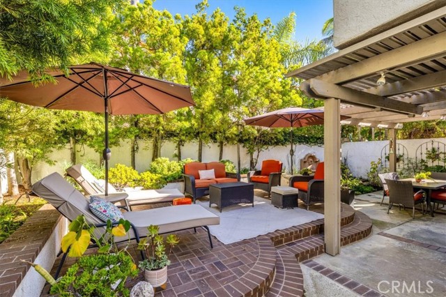 Detail Gallery Image 4 of 57 For 16 Saint John, Dana Point,  CA 92629 - 3 Beds | 2/1 Baths