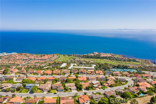 6890 Vallon Drive, Rancho Palos Verdes, California 90275, 4 Bedrooms Bedrooms, ,3 BathroomsBathrooms,Residential,Sold,Vallon,PV24153526