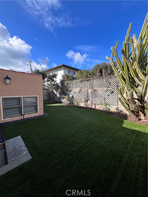 609 Hillcrest Street, El Segundo CA: https://media.crmls.org/medias/32a890d1-8136-413d-bf6e-f7b5a5d8d9c4.jpg