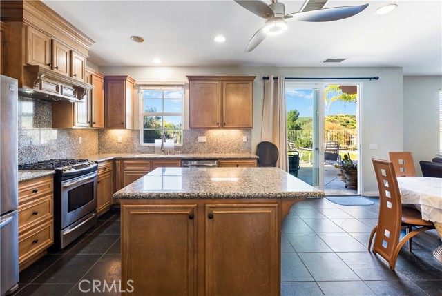 Detail Gallery Image 3 of 58 For 4591 Camino Del Sol, Calabasas,  CA 91302 - 4 Beds | 4 Baths