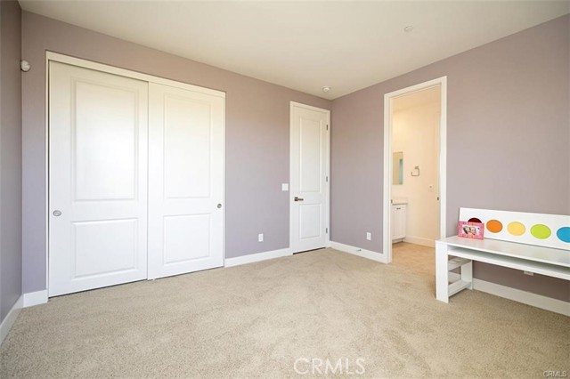 72 Dunmore Irvine, California quite community, close to school