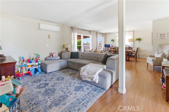 Detail Gallery Image 12 of 34 For 2426 Marty, Santa Ana,  CA 92706 - 3 Beds | 1/1 Baths