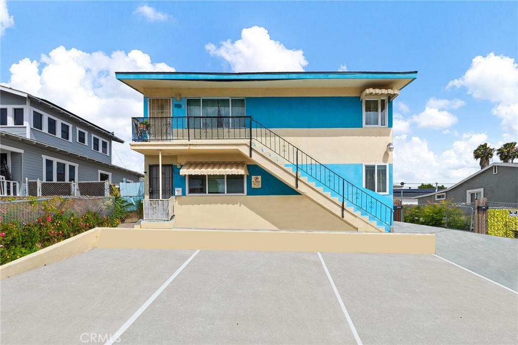 4077 Winona Avenue - photo 2