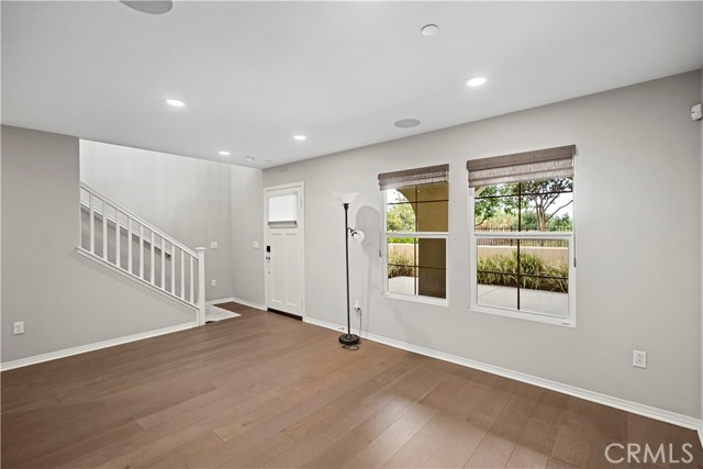 Detail Gallery Image 6 of 38 For 620 S Gladys Ave #D,  San Gabriel,  CA 91776 - 3 Beds | 3/1 Baths