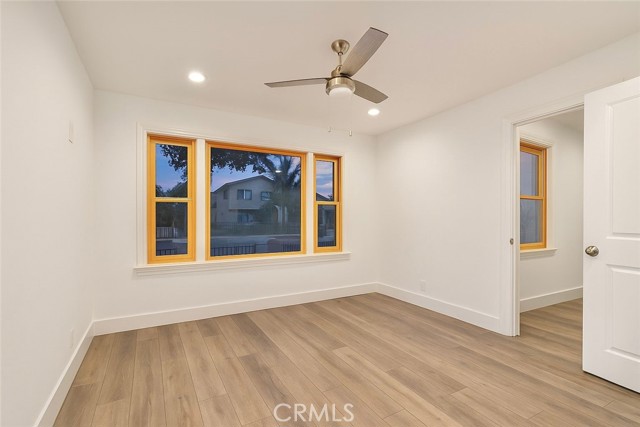 Detail Gallery Image 15 of 19 For 1350 E 8th, Long Beach,  CA 90813 - 2 Beds | 1 Baths