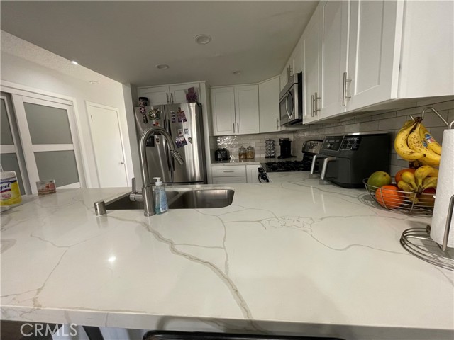 Detail Gallery Image 5 of 23 For 1658 Puente Ave #10,  Baldwin Park,  CA 91706 - 3 Beds | 1/1 Baths