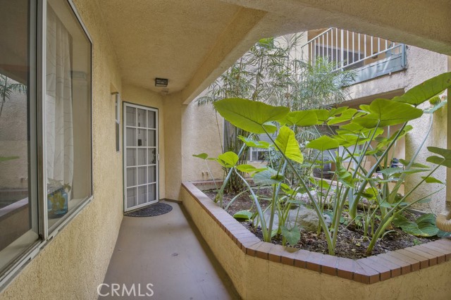 Image 3 for 1207 Obispo Ave #101, Long Beach, CA 90804