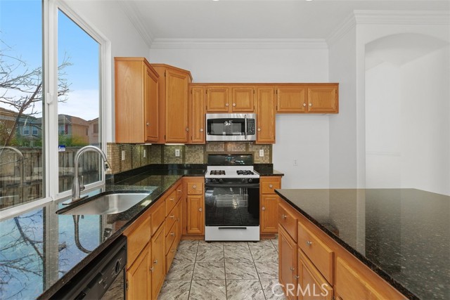 Detail Gallery Image 9 of 33 For 27570 Nellie Court, Temecula,  CA 92591 - 4 Beds | 2 Baths