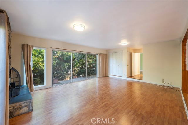 2104 Chestnut Avenue, Manhattan Beach, California 90266, 4 Bedrooms Bedrooms, ,2 BathroomsBathrooms,Residential,For Sale,Chestnut Avenue,SB25012383