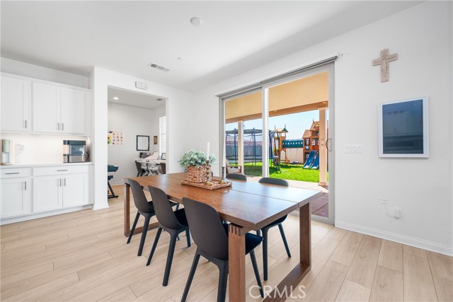 12829 Stags Leap Dr, Riverside CA: https://media.crmls.org/medias/32ae65a4-bbb2-4cd8-b5a4-7e77dae2c2dc.jpg