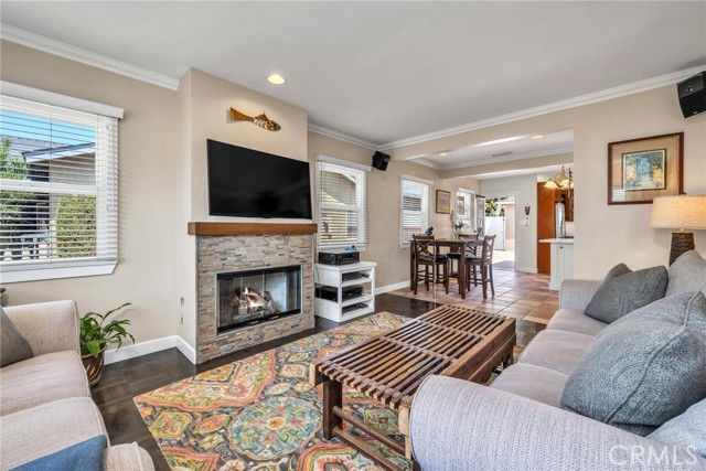 2922 Perkins Lane, Redondo Beach, California 90278, 3 Bedrooms Bedrooms, ,1 BathroomBathrooms,Residential,Sold,Perkins,SB22186949