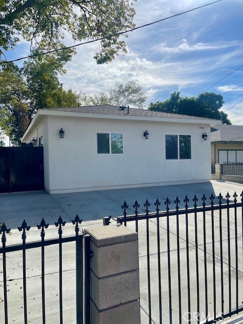 Detail Gallery Image 2 of 16 For 3996 Van Buren Blvd, Riverside,  CA 92503 - 3 Beds | 2 Baths