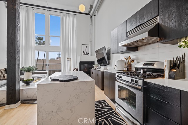 Detail Gallery Image 6 of 15 For 4215 Glencoe Ave #407,  Marina Del Rey,  CA 90292 - 1 Beds | 2 Baths