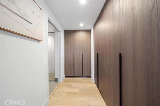 Detail Gallery Image 10 of 26 For 150 S Oak Knoll Ave #105,  Pasadena,  CA 91101 - 2 Beds | 2 Baths