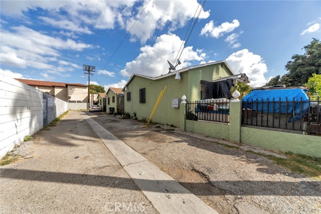 1745 59th Place, Los Angeles, California 90047, ,Multi-Family,For Sale,59th,CV23182306