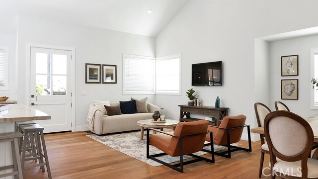 Detail Gallery Image 13 of 48 For 34682 Calle Rosita, Dana Point,  CA 92624 - 4 Beds | 3 Baths