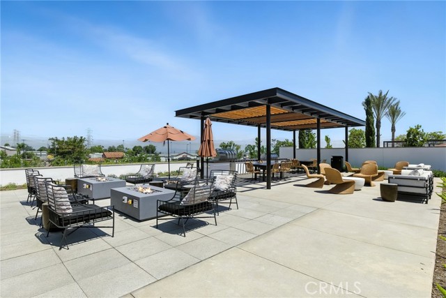 25 Remy Lane, Montebello CA: https://media.crmls.org/medias/32b10c5d-606b-4b45-906b-f1103420ead2.jpg
