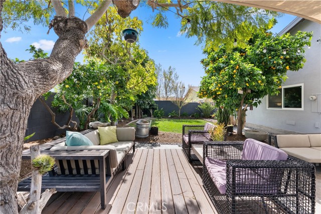 Detail Gallery Image 33 of 43 For 20442 Harbor Isle Ln, Huntington Beach,  CA 92646 - 3 Beds | 2 Baths