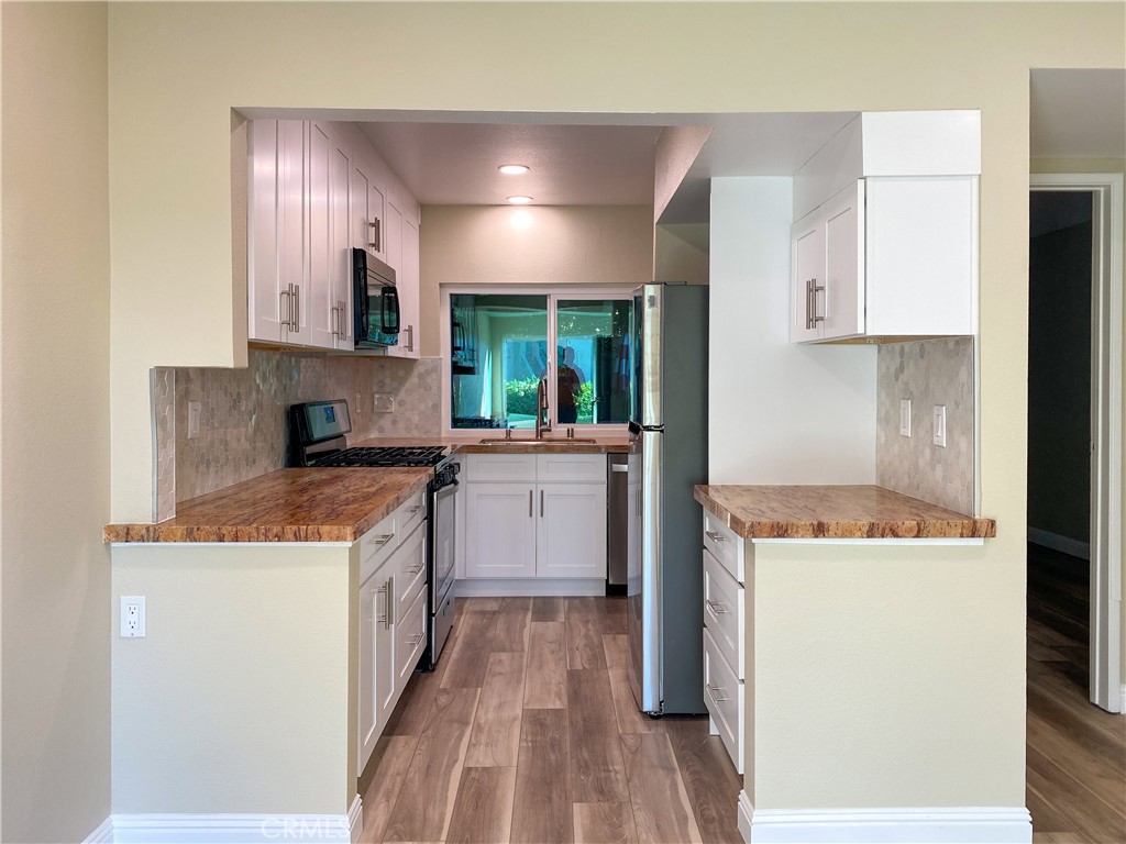 94 Elksford Avenue, Irvine, CA 92604