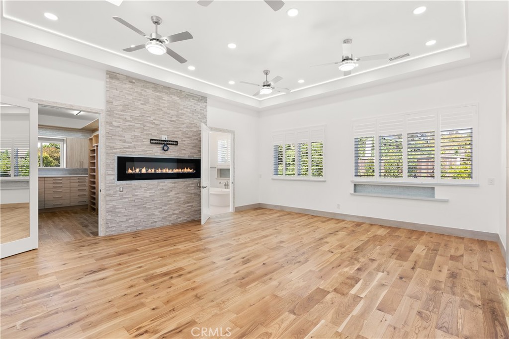 MLS #OC25246819 image #35