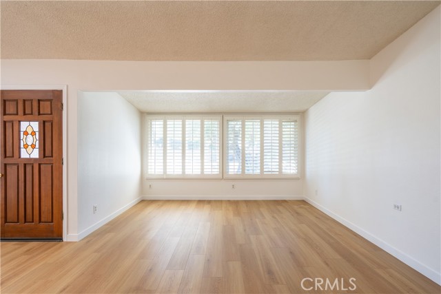 13520 El Dorado Drive, Seal Beach CA: https://media.crmls.org/medias/32b25ecc-8179-49d9-bbf2-c43ac93a4ce5.jpg