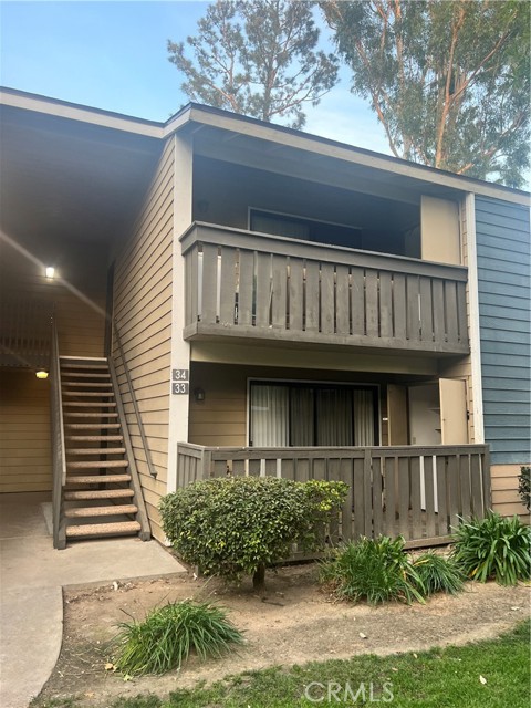 Image 1 of 36 For 3535 Banbury Drive 34