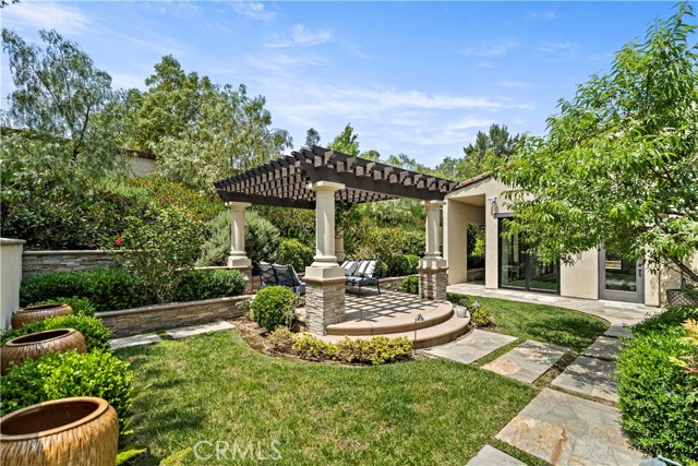 2535 Bronzewood Drive, Tustin CA: https://media.crmls.org/medias/32b291d6-e859-43d6-a8d0-d43011c320de.jpg