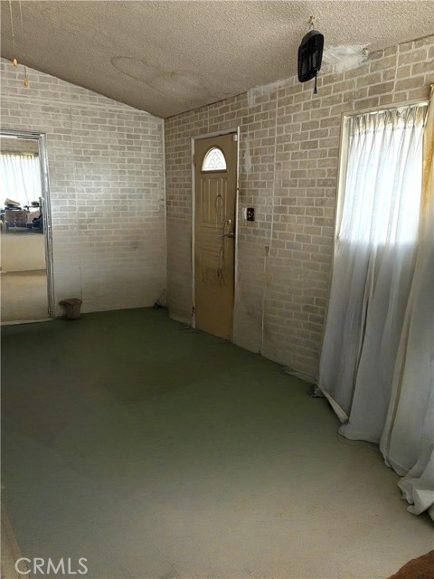 20630 Chase Street, Winnetka CA: https://media.crmls.org/medias/32b36ea9-d197-4084-8745-d18ec0a0cf59.jpg