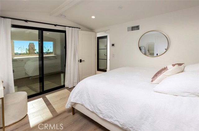 Photo #15: NP23190440 Listing 