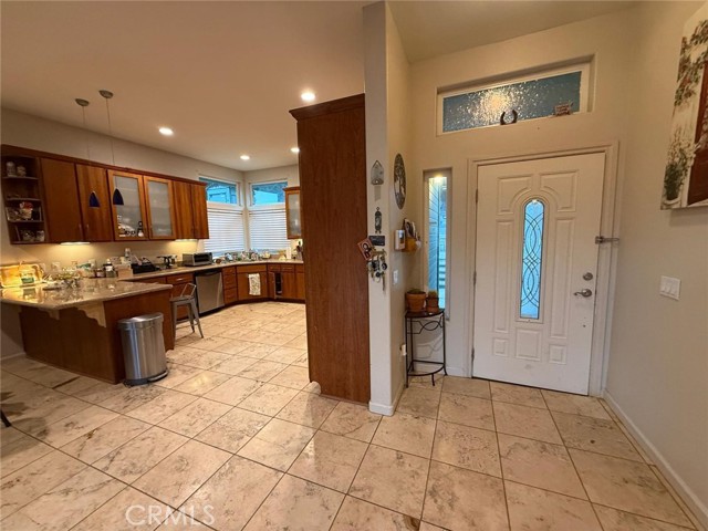 Detail Gallery Image 2 of 14 For 1324 Pinetree Dr, Frazier Park,  CA 93225 - 3 Beds | 2/1 Baths